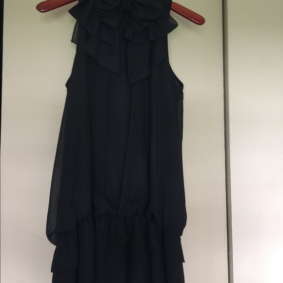 🔥SALE🔥A Bow Tie Little Black Dress - Picture 2 of 3